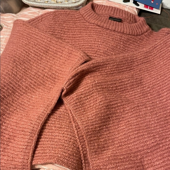 Coco + Carmen Women's Copper Knit poncho - Picture 3 of 9